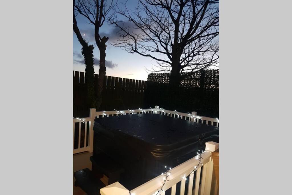 Вилла Hillingworth'S Hot Tub Retreat - St Cyrus Garvock Экстерьер фото