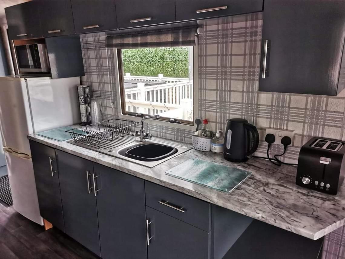 Вилла Hillingworth'S Hot Tub Retreat - St Cyrus Garvock Экстерьер фото