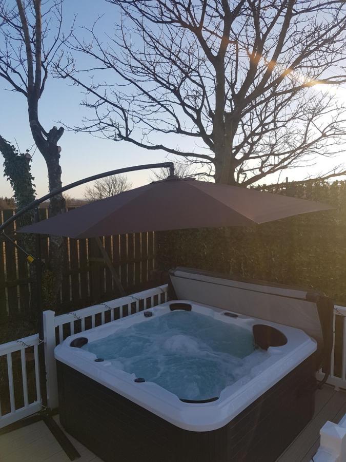 Вилла Hillingworth'S Hot Tub Retreat - St Cyrus Garvock Экстерьер фото